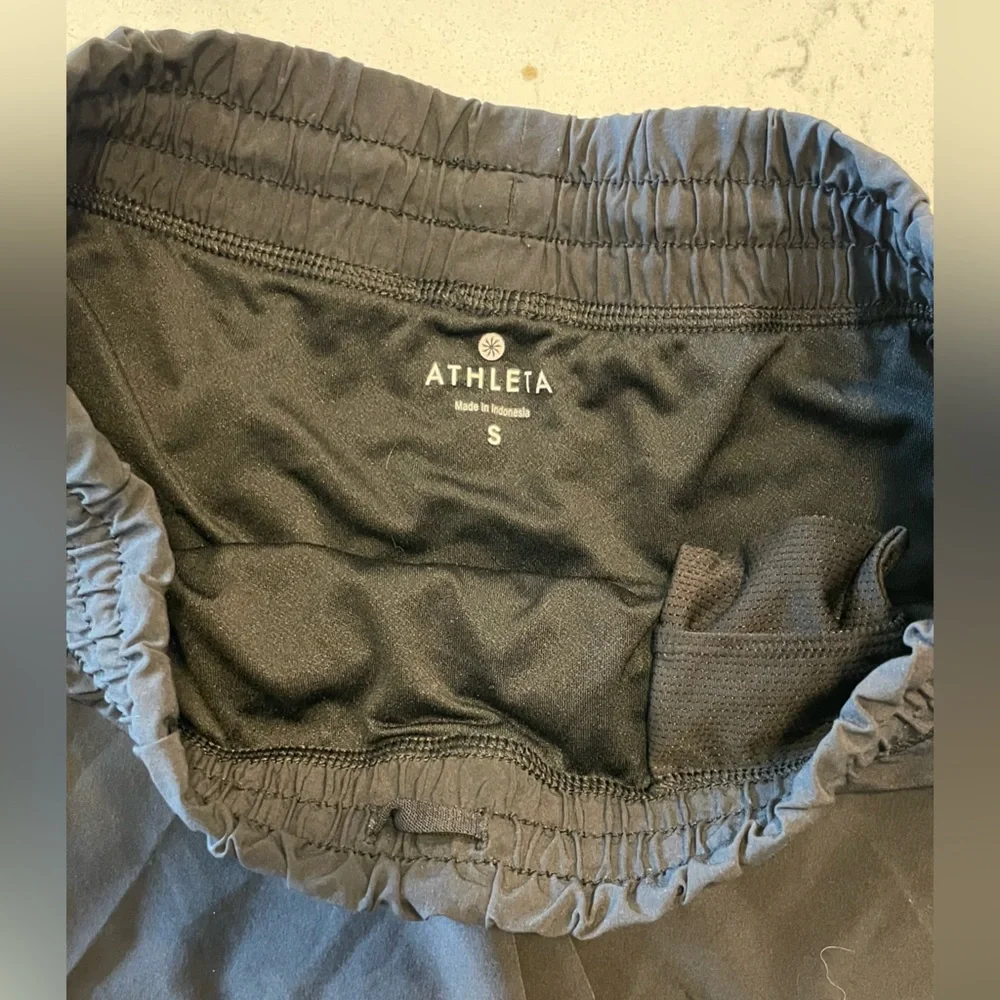 Athleta Running Short - Picture 4 of 4